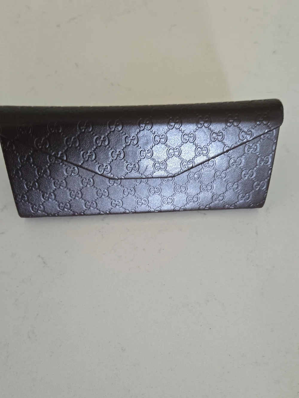 GUCCI Embossed GG Sunglasses Case.. Drk Expresso Brown Tri-fold